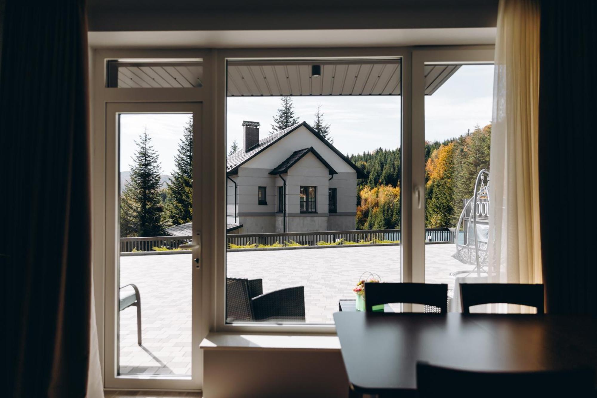 Forest House Migovo Exteriör bild