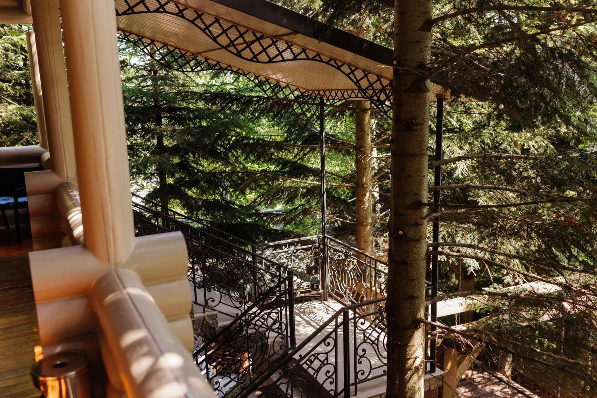 Forest House Migovo Exteriör bild