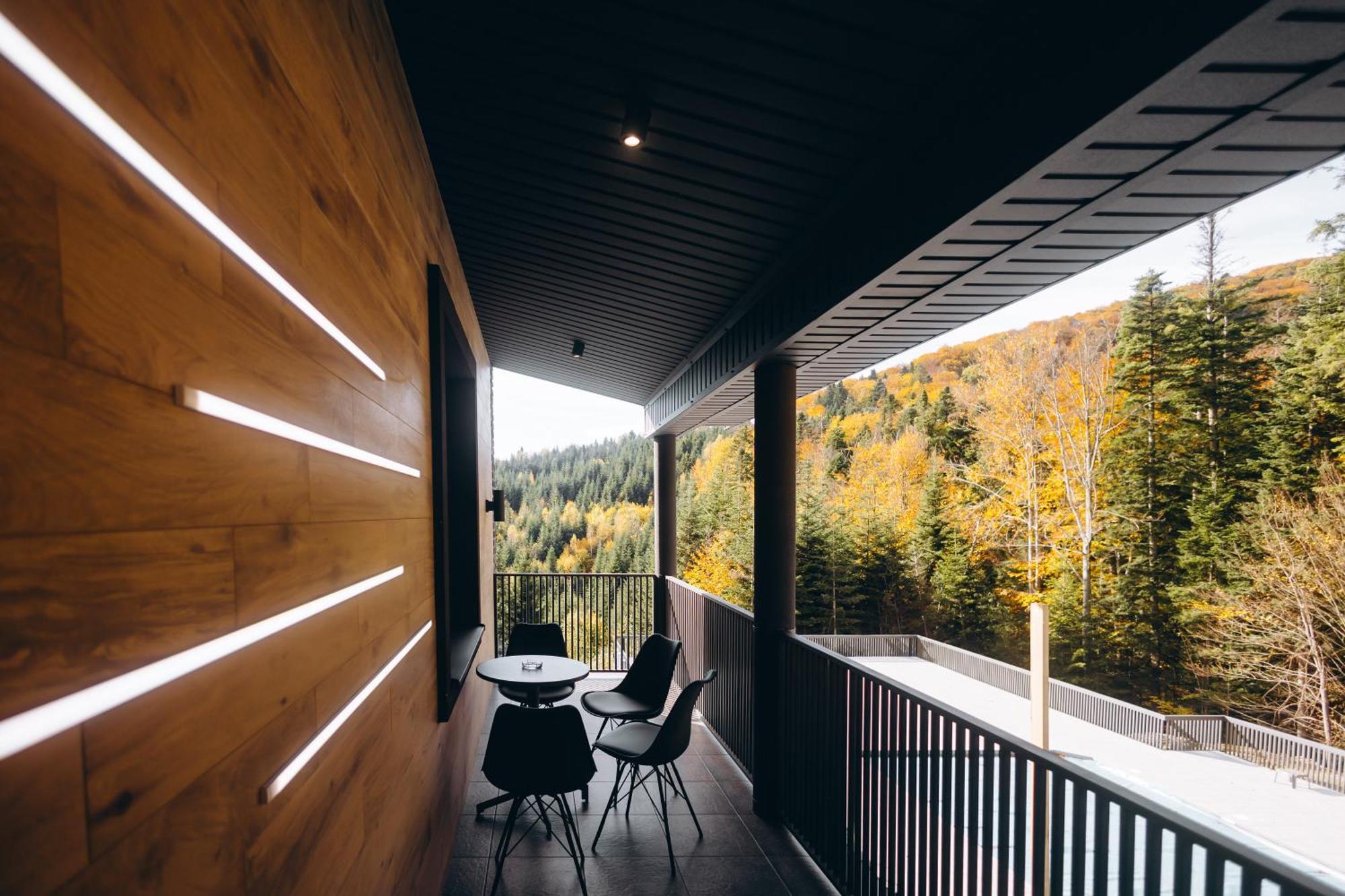 Forest House Migovo Exteriör bild